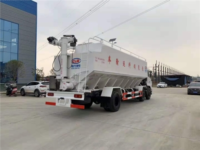 湖北隨州東風天錦30立方散裝飼料車價格與經(jīng)銷商分析